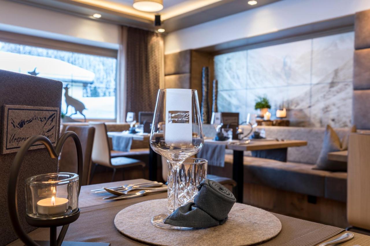 Hotel Sonnblick St. Leonhard im Pitztal Exterior foto
