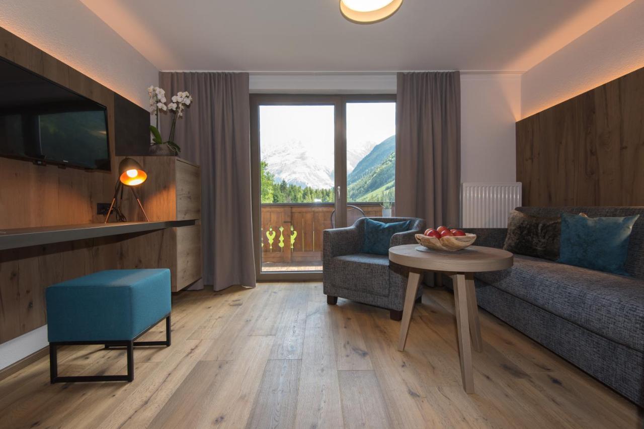 Hotel Sonnblick St. Leonhard im Pitztal Exterior foto